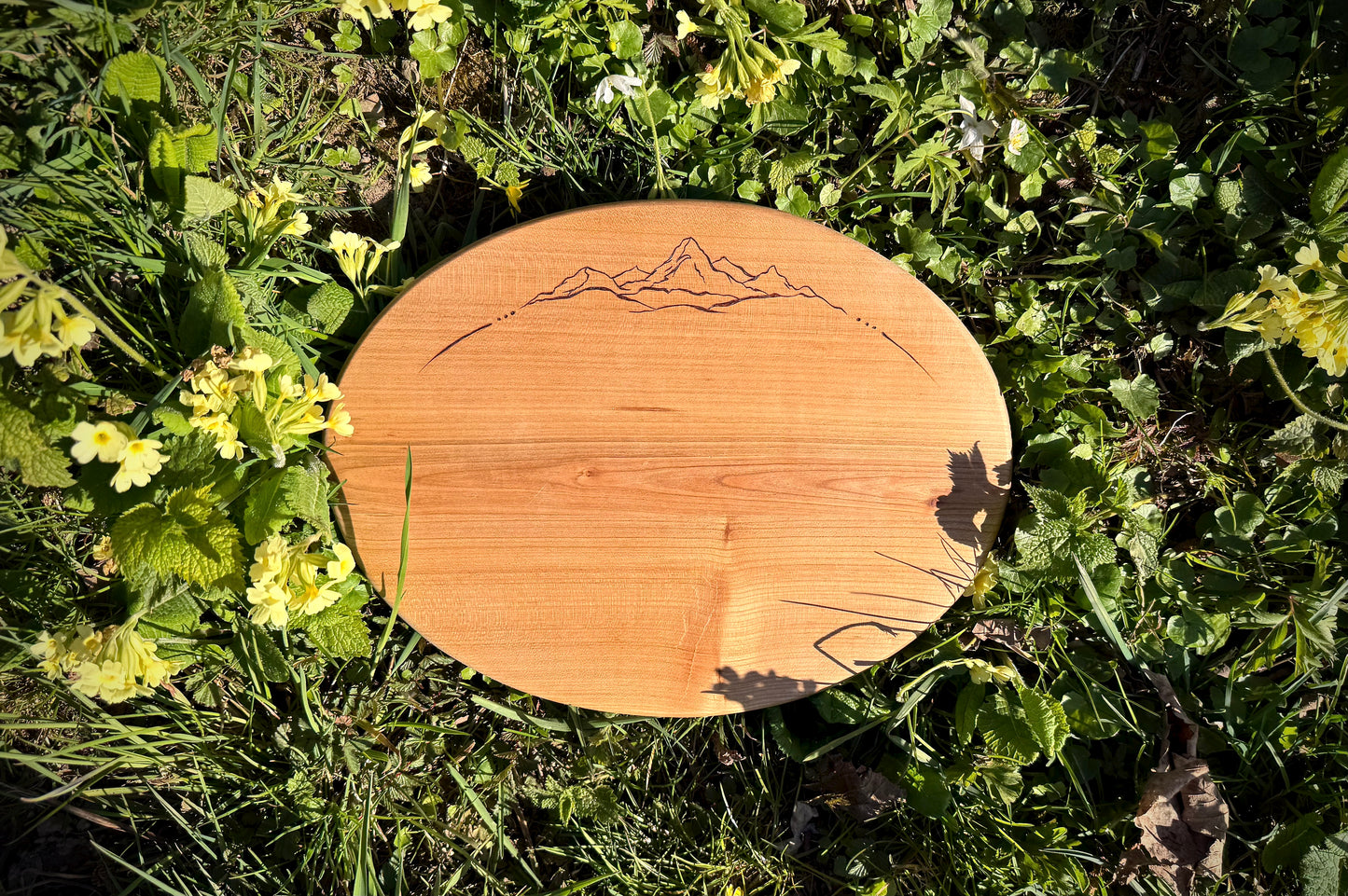 Holzbrett Eiger Silhouette (Oval)